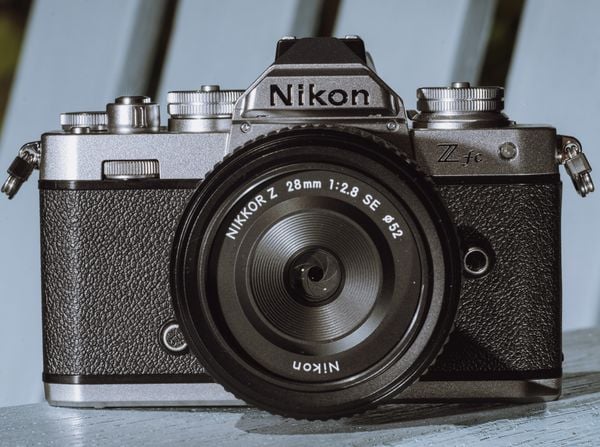 Đánh giá Nikon Z fc: Những điểm mới và thông số kỹ thuật