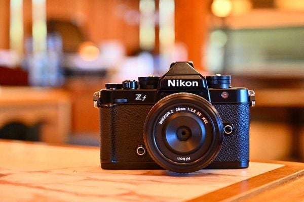 Đánh giá Nikon Zf - Một máy ảnh nên sở hữu