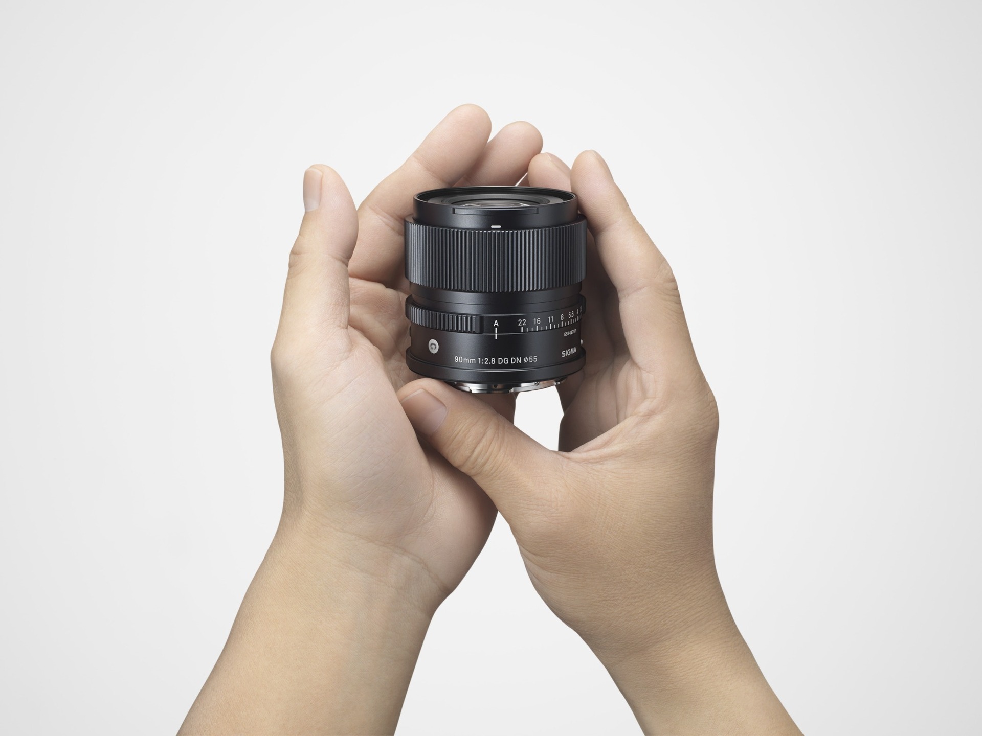 Ống kính Sigma 90mm f/2.8 DG DN Contemporary ngàm Sony E