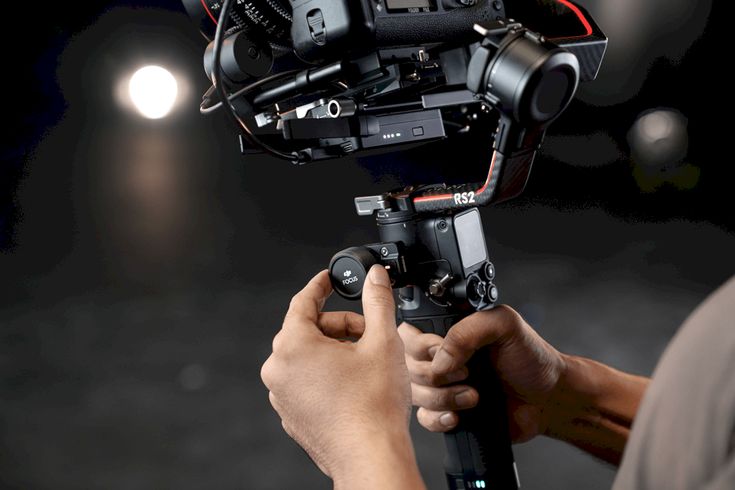 Điều chỉnh độ cân bằng cho gimbal và máy ảnh