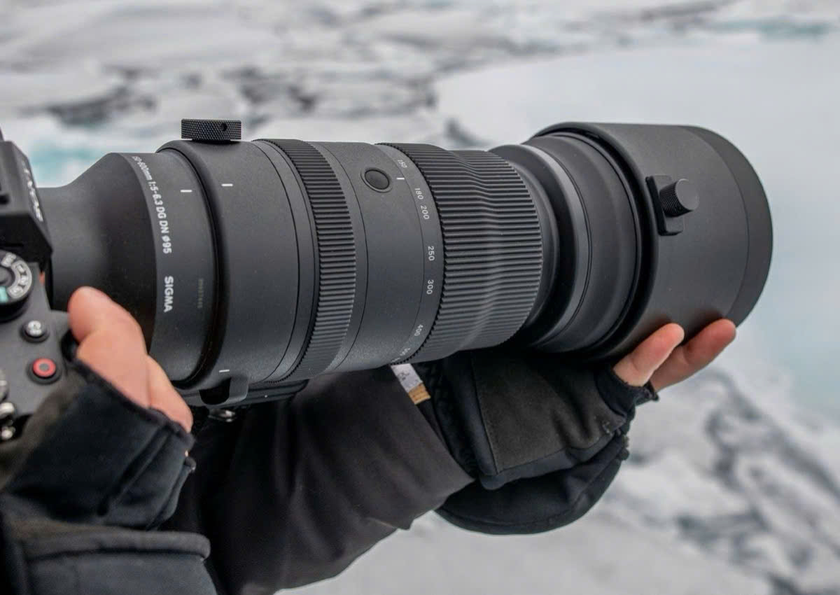 Lens Zoom cho bạn khả năng zoom nhiều tiêu cự khác nhau trong cùng một ống kính Lens Zoom cho bạn khả năng zoom nhiều tiêu cự khác nhau trong cùng một ống kính