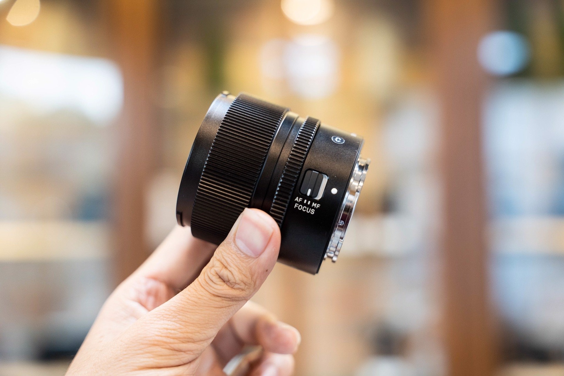 Ống kính - Lens Sony giá rẻ tốt nhất - BH Asia - NPP SIGMA độc quyền tại Việt Nam