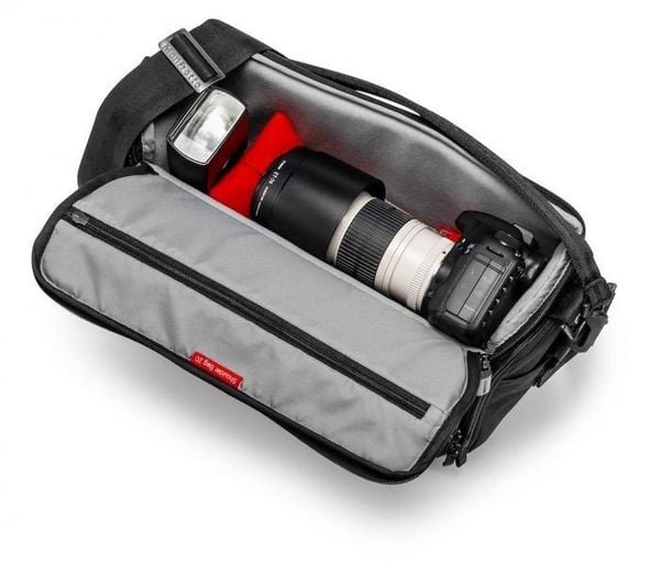 Túi máy ảnh Manfrotto Shoulder Bag 20 tinh tế, cá tính